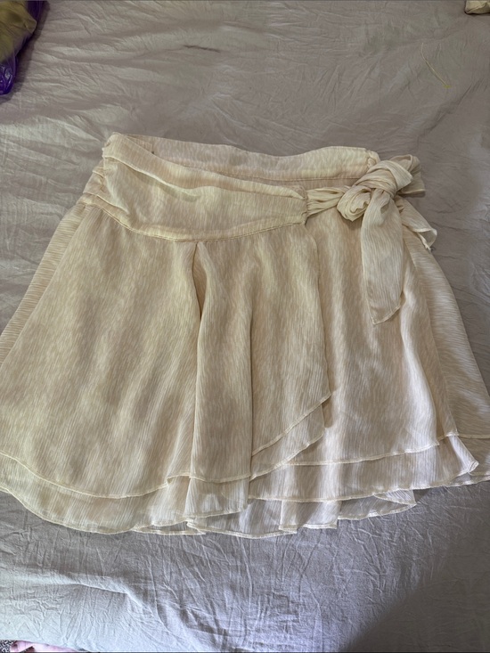 aerie Dresses & Skirts - aerie Cream Tiered Wrap Skater Skirt with Side Tie